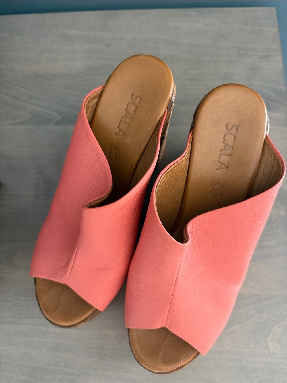Scala Coral Pink Leather Open-Toe Slide Mules